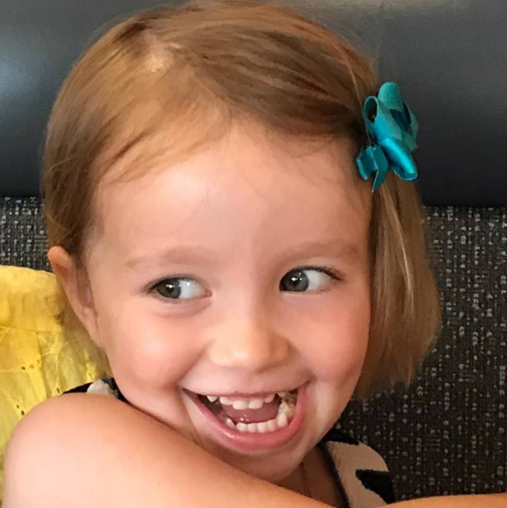 Meet your Posher, Laurie